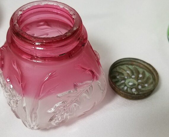 Antique Royal Oak Leaf Rubina Cranberry Frosted Satin Glass Shaker