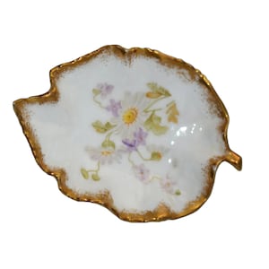 Limoges French Porcelain Leaf Shaped Pin Tray