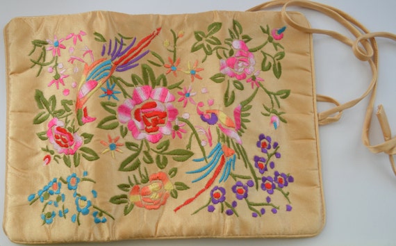 Vintage Silk Embroidered Fold Out Clutch Purse As… - image 1