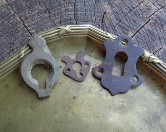 Set of 3 Vintage padkeyhole 19th century Antique brass keyhole covers Details of padlock Rare original patina
