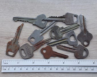 Set of 10 Vintage Metal Keys Made in USSR 60-70s Soviet collectibles Steampunk projects Furniture supply Collage art Home decor -Hr5-