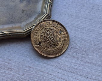 The Courier Manufacturing Company  Trade Mark Vintage Sewing Machine label plate 1900s Antique brass plate/pad Original patina -Sm7-