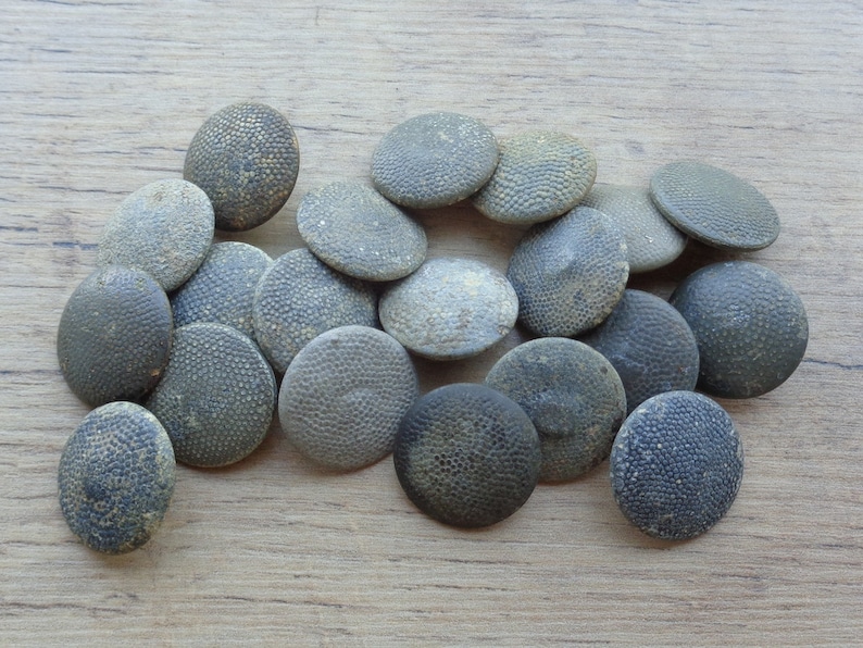 SET of 20 Vintage Zinc Buttons Military Accessories WW II ...