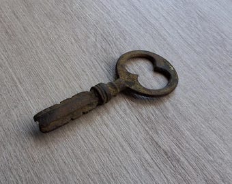 Chiave antica in bronzo del XIX secolo Patina originale
