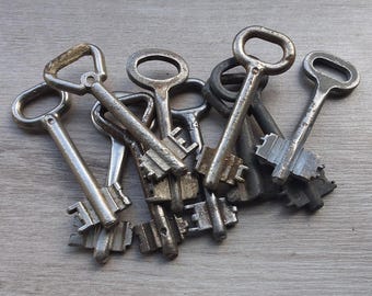 Set of 10 Vintage metal skeleton keys Made in USSR  Soviet collectibles Steampunk Craft projects Furniture supply Housewares