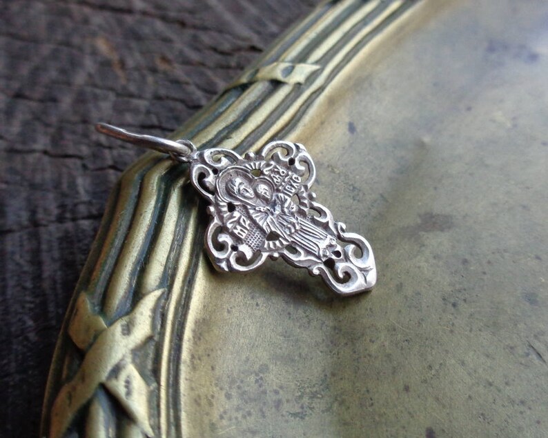 Vintage Orthodox Openwork Small Silvercubic zirconia Crucifixion Virgin Mary Child Jesus Floral ornament Sacramental Religious Symbol IC+XC