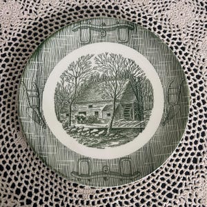 Currier & Ives Green and White Vintage - Scio Pottery Co - Dinner Plates - Set of 2 - 9 1/4 in - The Old Grist Mill
