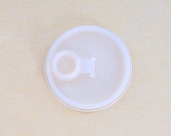 Vintage Round Tupperware Spout Lid