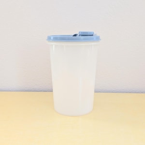 Vintage Round Tupperware with Pastel Blue Spout Lid