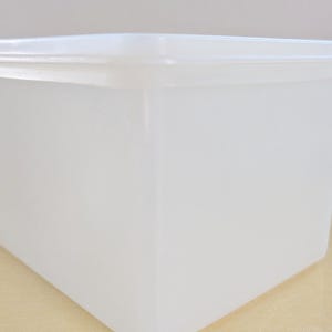 Large Rectangular Tupperware Storage Container image 3