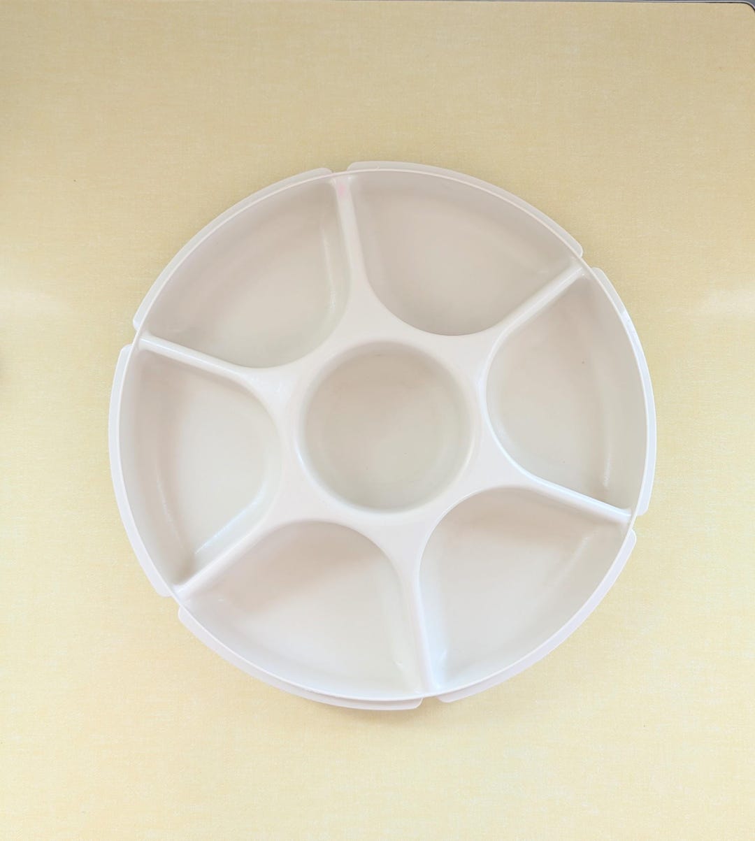 Tupperware Divided Veggie Tray, Divided Chip and Dip Tray, Serving Tray ...
