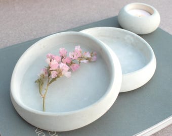 Handgemachte Dekoschale bzw. Schmuckschale aus Beton zur Deko, für Schlüssel, Schmuck
