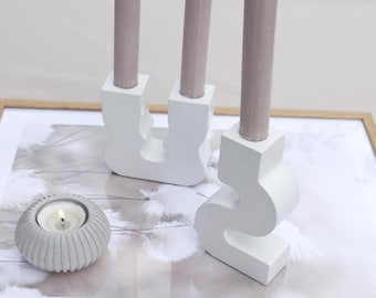 Wellenförmiger Kerzenhalter aus weißem Beton – Skandi Design