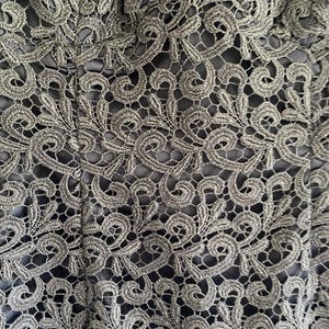 Vintage Adrianna Papell Gray Sleeveless Lace Dress 6P image 2