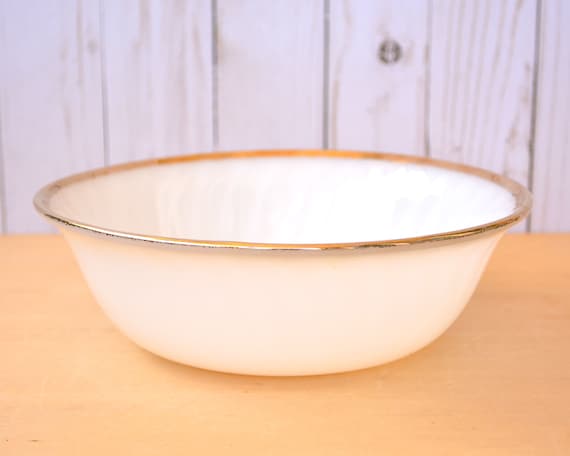 ⭐︎OVEN Fire King WARE⭐︎ Fire-king Oven Ware Bowl White With Gold Trim - Etsy