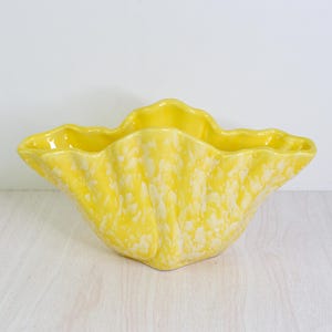 Yellow with White Speckled Glaze Fan Vase with Ruffled Edge