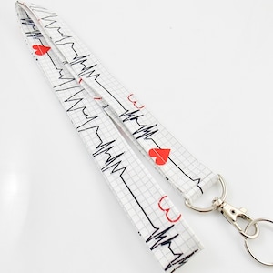 EKG Lanyard / Cardiology Nurse Lanyard / Heart Lanyard with EKG Reading / Nurse Gift / Cardiologist Doctor Lanyard and Key Fob Set