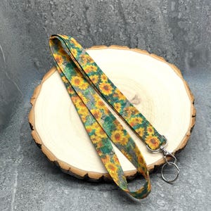 Monet&#39;s Sunflower Lanyard / Hidden Disability Lanyard / Spring Summer Floral Lanyard for Keys / Teacher Appreciation Gift / Handmade Durable