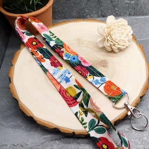 Rifle Paper Co Wildflower Floral Lanyard, Cottagecore Flower Lanyard for Keys and ID Badge, Garden Lover Gift, Teacher Lanyard, Key Lanyard