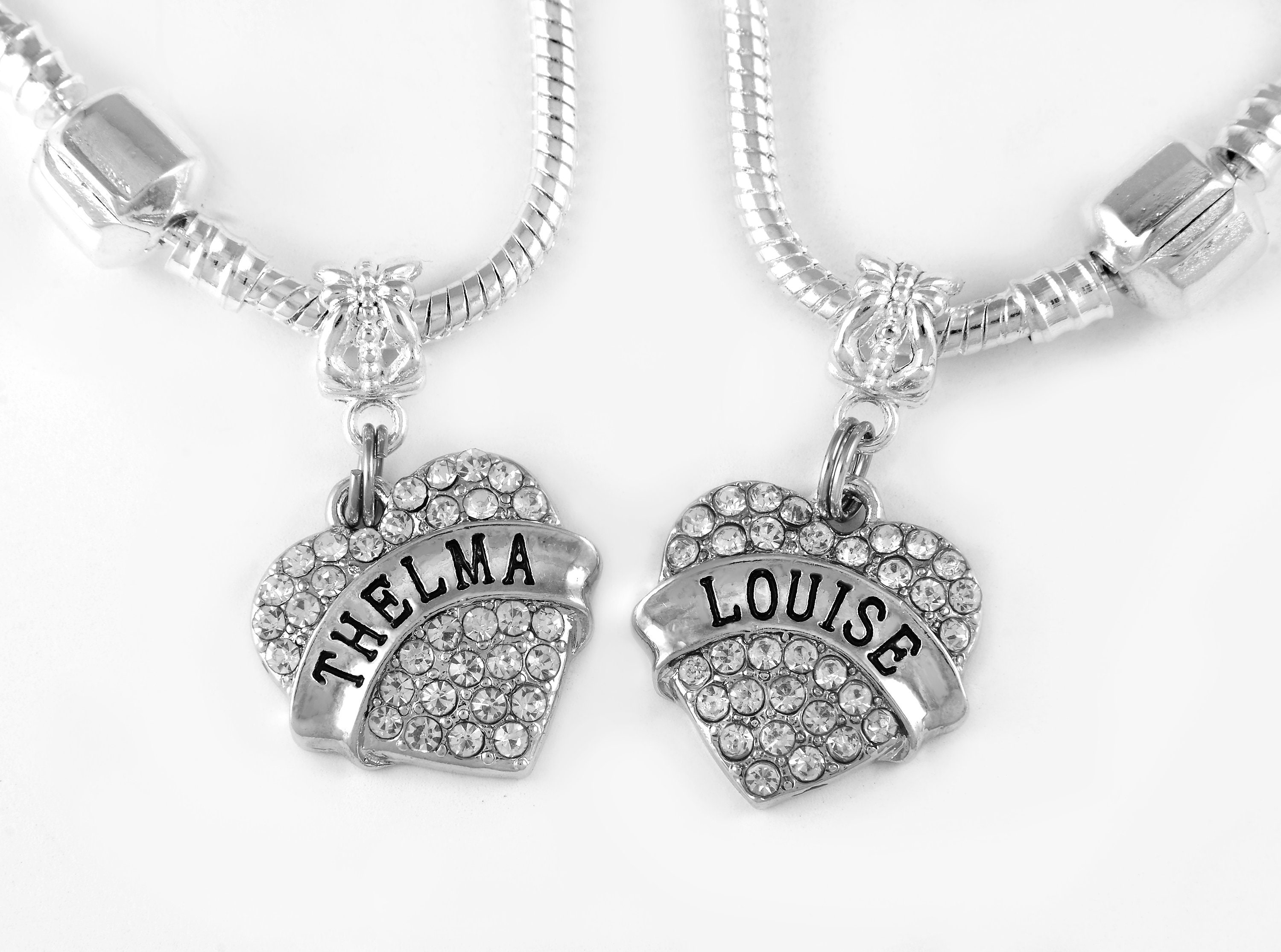 Thelma and Louise Necklace Set –