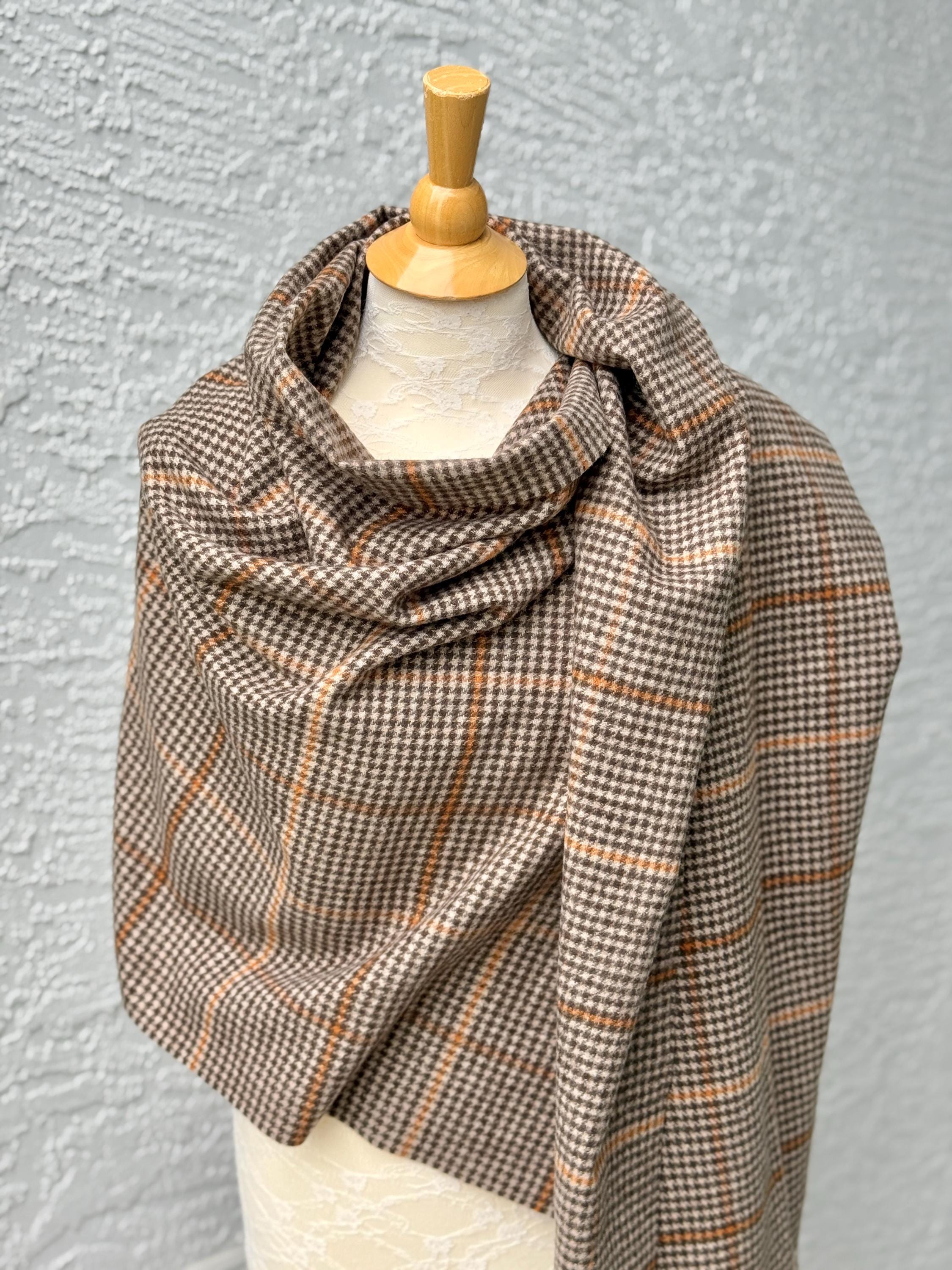 Echarpe Outlander Tartan Ecossais marron carreaux sassenach