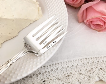 hand stamped Vintage Wedding Forks - Mr & Mrs ,  dessert forks, cake forks, engagement gift, wedding keepsake