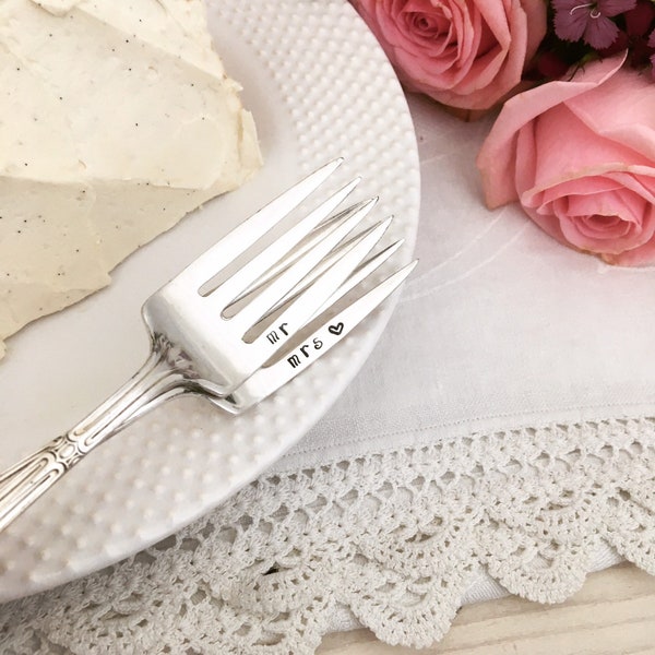 hand stamped Vintage Wedding Forks - Mr & Mrs ,  dessert forks, cake forks, engagement gift, wedding keepsake