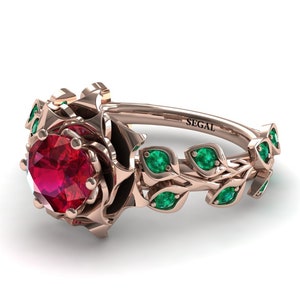 Único anillo de compromiso del anillo de diamante del oro amarillo floral y las hojas de diamante blanco - Layla anillo de compromiso único