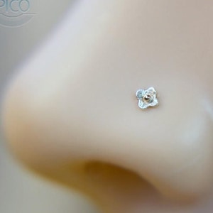 Tiny Flower Nose Stud – 925 Sterling Silver Floral Nose Piercing Jewelry – Minimalist Boho Design