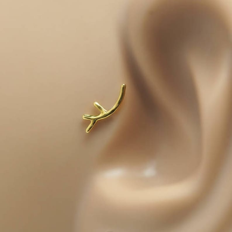 Cartilage Stud Twig - Helix Stud 16 Gauge - Cartilage Earring - Gold Helix Piercing - 16g Tragus Stud - Twig Helix Stud - Helix Earring Gold - Left Ear