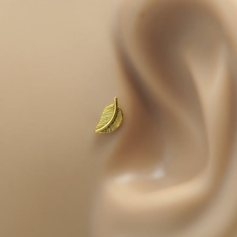 OUFER Septum Piercing Schmuck - Blatt Design Mit CZ Steinen, 16G 8mm, 316L Edelstahl