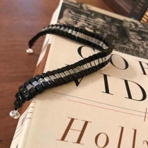 Czech Glass Bracelet: Black and Clear Glass Cubes