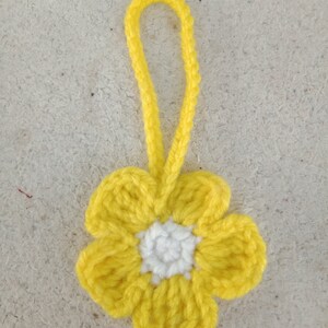 Flower knitting pattern Home decoration Bag decoration Car decoration image 5