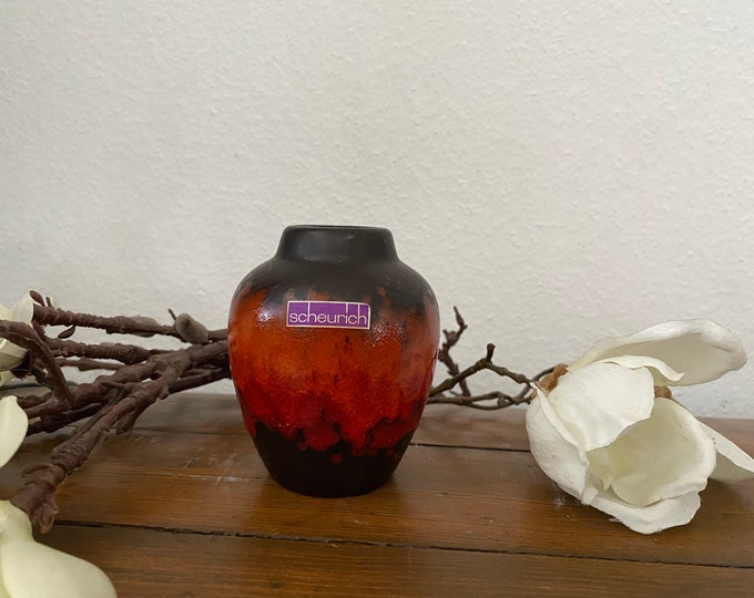 Fantastic Scheurich 550 / 10 beautiful black/red black mini vintage vase Mid Century Modernist WGP classic, West German