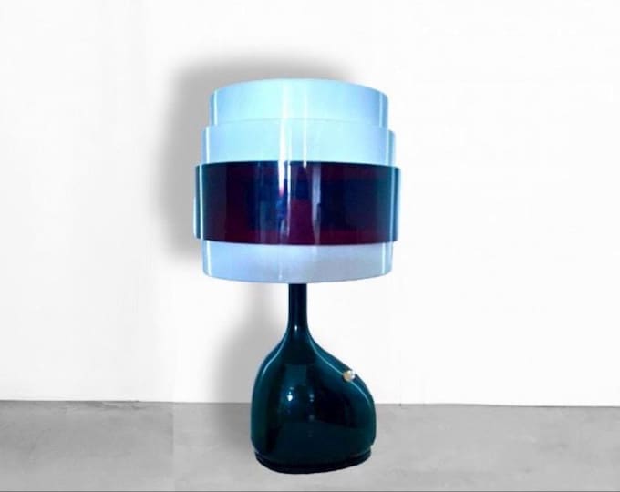 Ikea Energi Rock table lamp in Space Age style with a green glass base; Design: Magnus Elebäck and Carl Öjerstam, designed in 2002