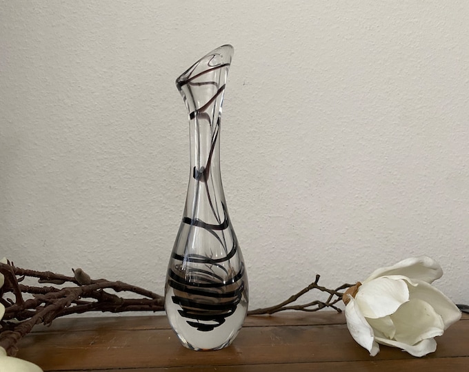Swedish vintage glass vase with black spiral thread by Vicke Lindstrand, Kosta, LH1229, 1950