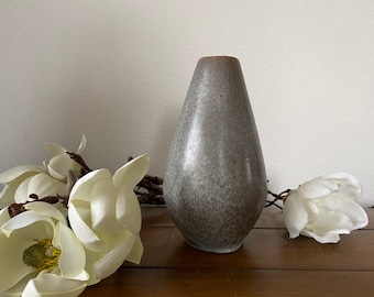 Vase en céramique de la Majolica de Karlsruhe n° 5820 WGP Westdeutsche Keramik, vase allemand du milieu du siècle