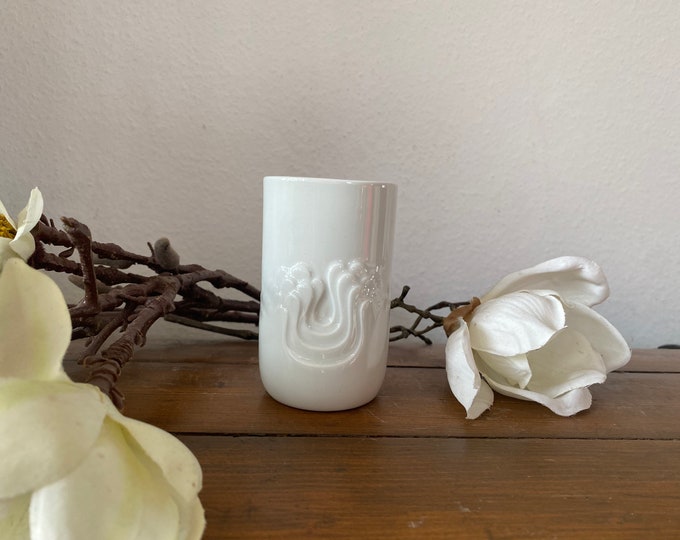 Thomas Vase, "Blütenfest" white, Rosamunde Nairac, Op-Art Vintage, Porcelain 60s, Midcentury, matt 304-10