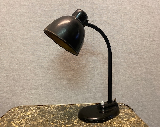 Beautiful vintage table lamp model 2175 by Heinrich Neudeck for HNB Badenia 1930s lamp Bauhaus