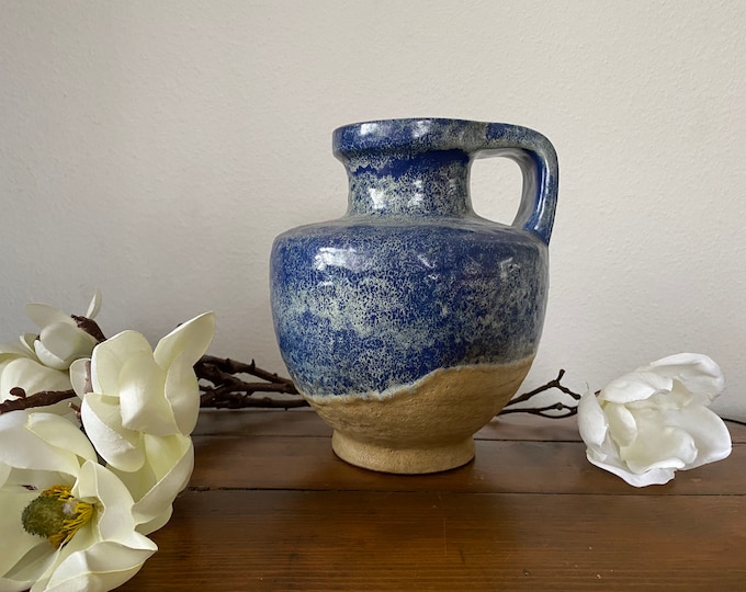 Ceramic Henkel Vase of Karlsruhe Majolika No. 7256 WGP West German Ceramics, German Mid Century Vase