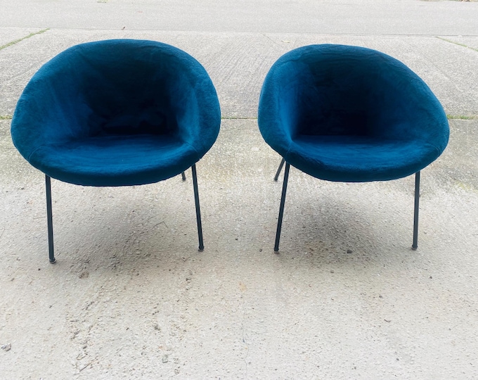 Wunderschöner Vintage Sessel Walter / Wilhelm Knoll Modell 369  in blauem Velours, Mid Century 2 vorhanden