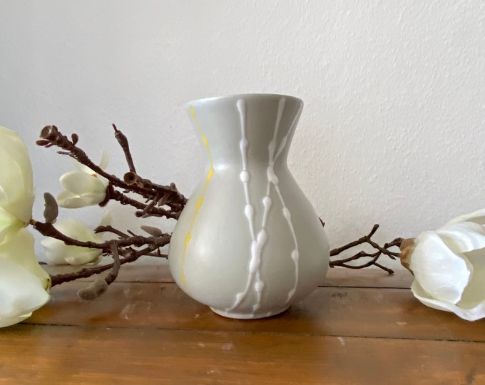 Mid Century Vase from the 50s by Steuler with typical graphic decor 4124/2