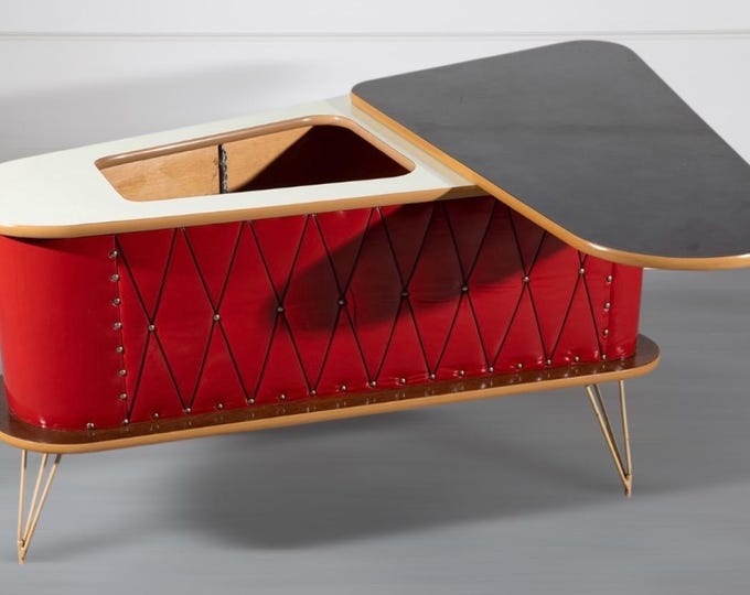 Außergewöhnliche Hausbar, Tisch Bar aus den 50er Jahren in Rot. Nierentisch Form von Rohde, MidCentury, 1950er