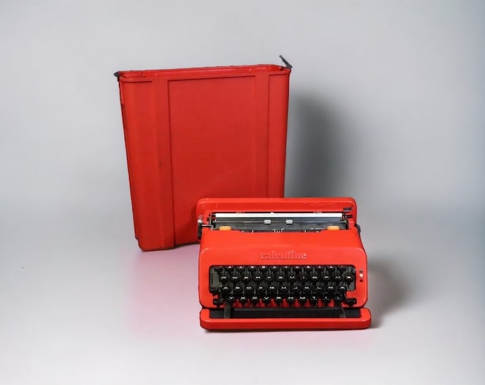 Olivetti typewriter, designed by Ettore Sottsass & Perry King, Valentine SpaceAge model