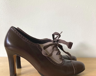 Tacones brogue de cuero estilo rompecabezas vintage / Estilo años 90 y 30, talla 5 del Reino Unido / 7 de EE. UU.