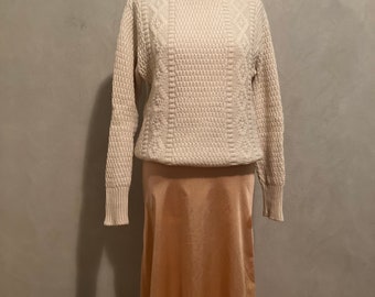 Vintage 1970's Women's Wool Knit Jumper