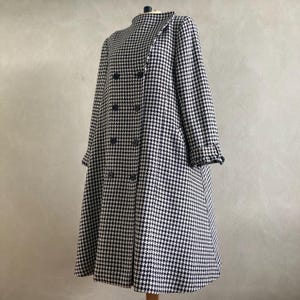 1990’s does the 1940’s Black and White Houndstooth Swing Coat | Vintage Double Breasted Coat | Size: XS - M