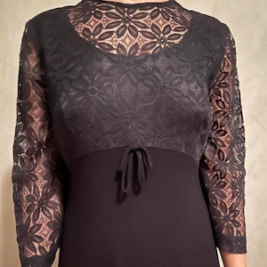 1960s Lace Bodice Black Rayon Shift Dress - Vintage Cocktail LBD - Size S