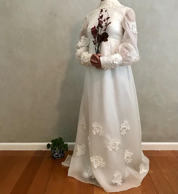 1960's Regency Wedding Dress - image 3