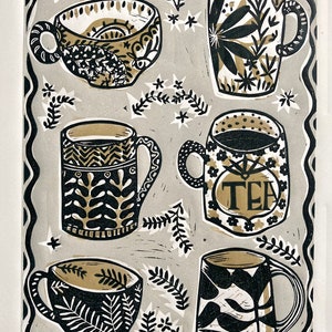 Mug-Mania Warm Greylino cut-original-still life-cups image 1